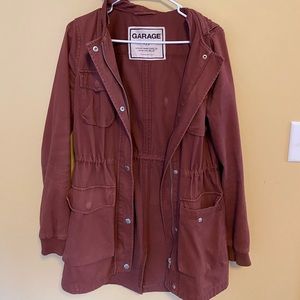 Garage thin jacket w/ waist string inside